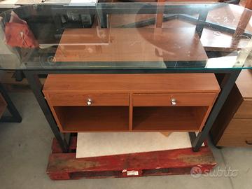 Scrivania/Mobile espositivo