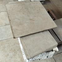 Piastrelle gres porcellanato e rivestimento muro