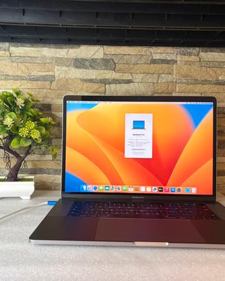 MacBook Pro 15” 512GB SSD Garanzia Fattura Apple