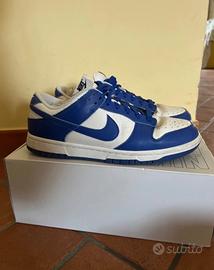 Nike Dunk Low colore blu
