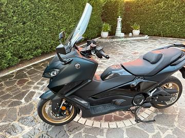 T MAX 560 TECH MAX 07/2023 2100KM!!!