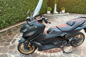 T MAX 560 TECH MAX 07/2023 2100KM!!!