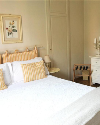 Stanza in villa con bagno privato in camera