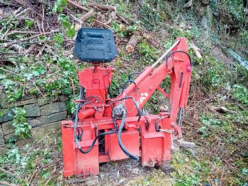 RETROSCAVATORE 