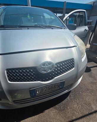  toyota yaris 2008