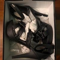 Scarpe con tacco Coconuda (NUOVE) con scatola