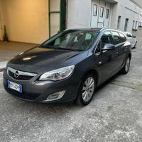 Opel Astra 1.7 CDTI 110CV Sports Tourer Cosmo