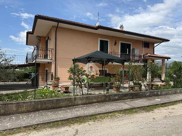 VILLA SINGOLA A CASSINO