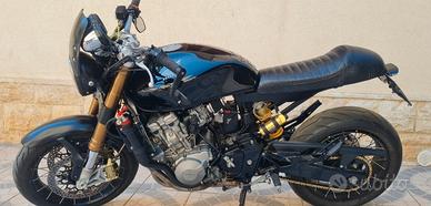 Honda hornet 