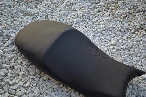 Sella ducati 748 916 998 996 artigianale 