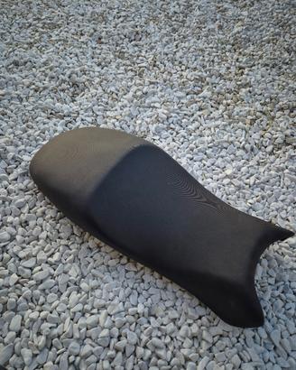 Sella ducati 748 916 998 996 artigianale 