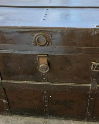 Baule antico da viaggio