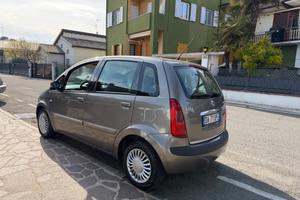 Lancia MUSA 1.3 Multijet 16V Argento