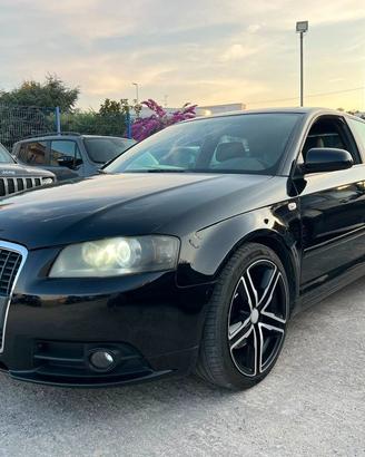 AUDI A3 2.0 TDI 170 CV S-line TETTO