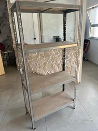 Scaffali