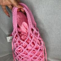 Borsa a rete rosa con sacchetto uncinetto
