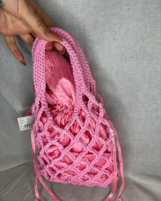 Borsa a rete rosa con sacchetto uncinetto