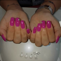 Onicotecnica specializzata in ricostruzione unghie