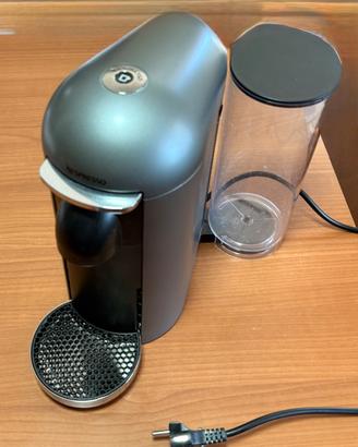 Nespresso Vertuo Plus automatica - come nuova -