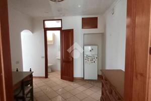 2 LOCALI A BELLEGRA
