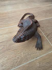 Drago di Komodo Lucertola legno africano vintage