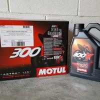 Motul 300V Factory Line Road Racing 5W30