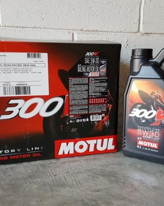 Motul 300V Factory Line Road Racing 5W30