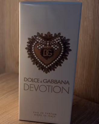 Profumo donna. Dolce Gabbana Devotion