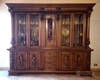 Credenza  Vetrina