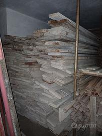 tavole da ponte e tubi innocenti per ponteggio 