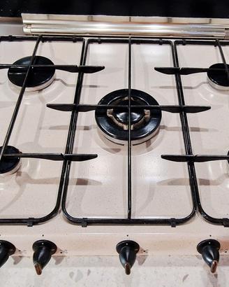 Piano cottura a  Gas Hotpoint  Ariston