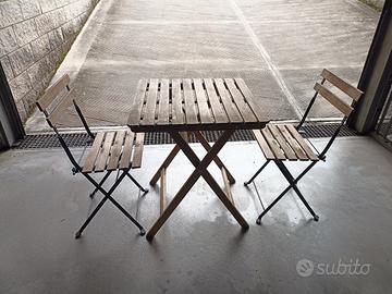 tavolino con sedie , pieghevole/i 