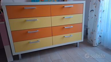 Cassettiera in legno massello