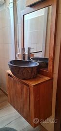 Mobile bagno con lavandino in pietra