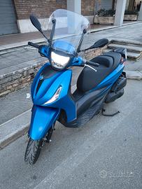 Beverly S 400 blu zaffiro