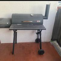 Barbecue e affumicatore
