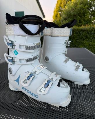 Scarponi sci atomic donna