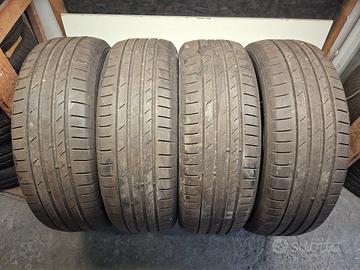 gomme 235/65/17 kumho al 70%