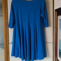 Blusa svasata over blu elettrico 