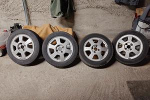 Cerchi in lega misura 4,50Jx14H2 ET45 A40