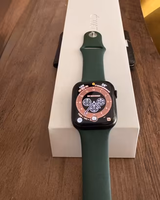 Apple Watch Series 7 45mm GPS + Cellular