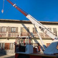 AUTOGRU MARCA BENCINI