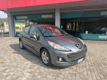 Peugeot 207 1.4 Benzina 2011 87.000KM - NEOPATENTA