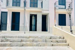 Trilocale arredato a milazzo- settembre /giugno-us