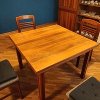 Tavolo allungabile robusto + 4 sedie