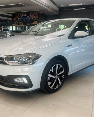 VOLKSWAGEN Polo 1.6 TDI 95CV 5p. Highline R-LINE B