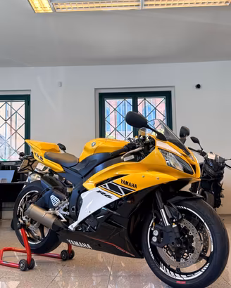 YAMAHA YZF R6 LAGUNA SECA LIMITED EDITION