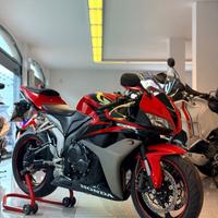 HONDA CBR 600 RR 2008 FINANZIABILE