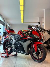 HONDA CBR 600 RR 2008 FINANZIABILE