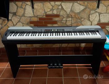 Pianoforte digitale Thomann DP26 con mobile